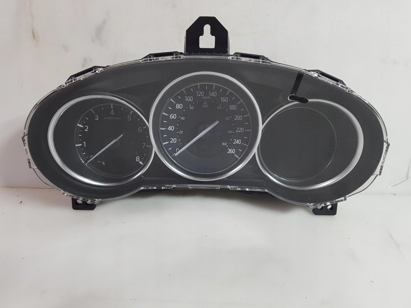 Панель приборов Mazda CX-5