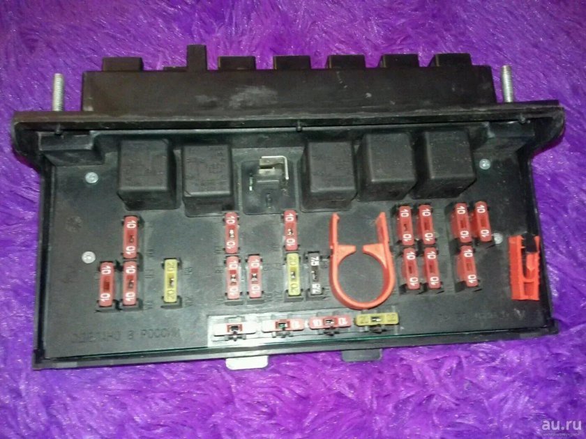 Монтажный блок 2107 инжектор