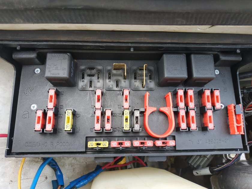 Монтажный блок 2107 инжектор