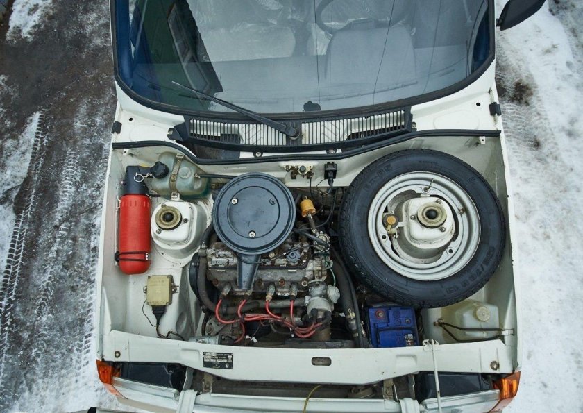 ЗАЗ-1102 Таврия мотор