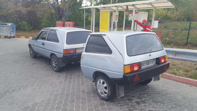 ЗАЗ-1102 Таврия 4 дверная