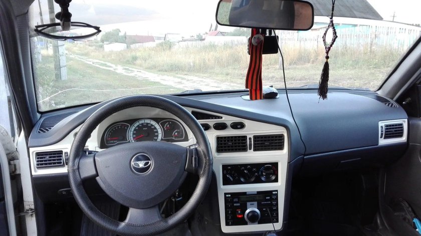 Daewoo Nexia 2 Торпедо