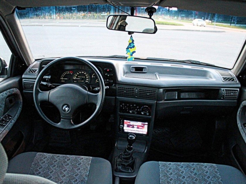 Daewoo Nexia 1 салон