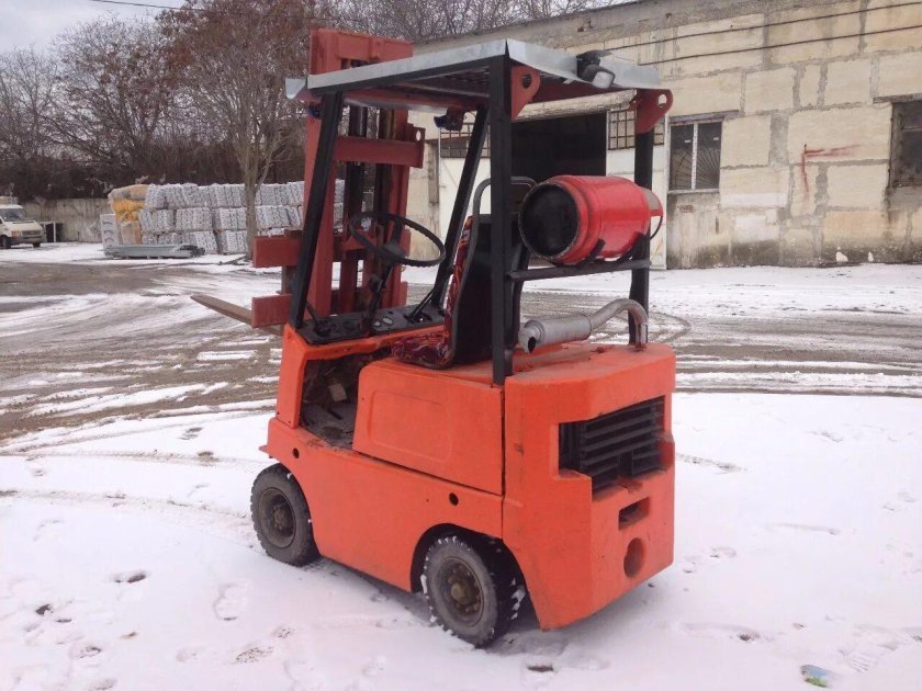 Вилочный погрузчик ЧЗА 40912-01