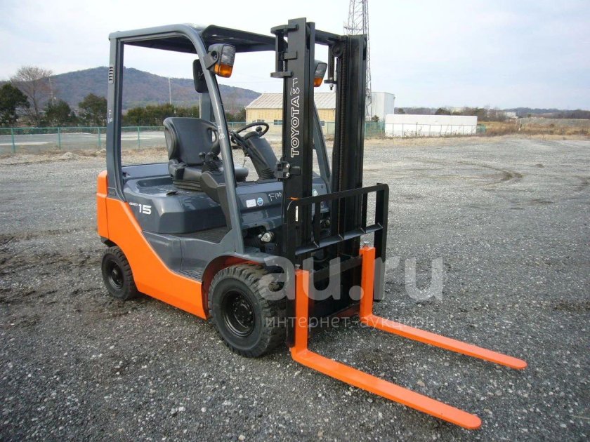 Вилочный погрузчик Тойота 5 тонн