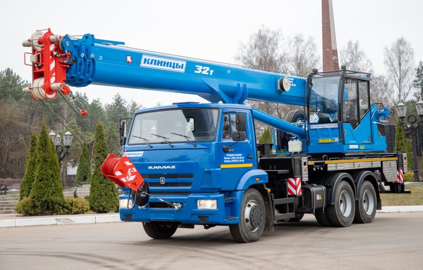 Автокран КС 55729