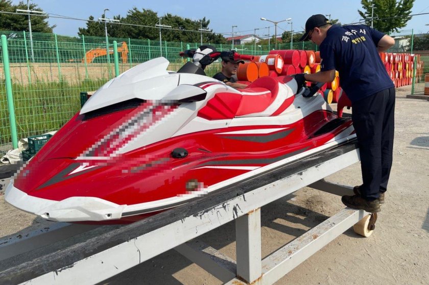 Китайский гидроцикл