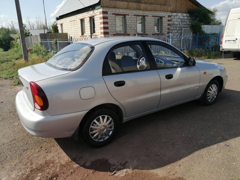 ЗАЗ шанс 1.3 2011