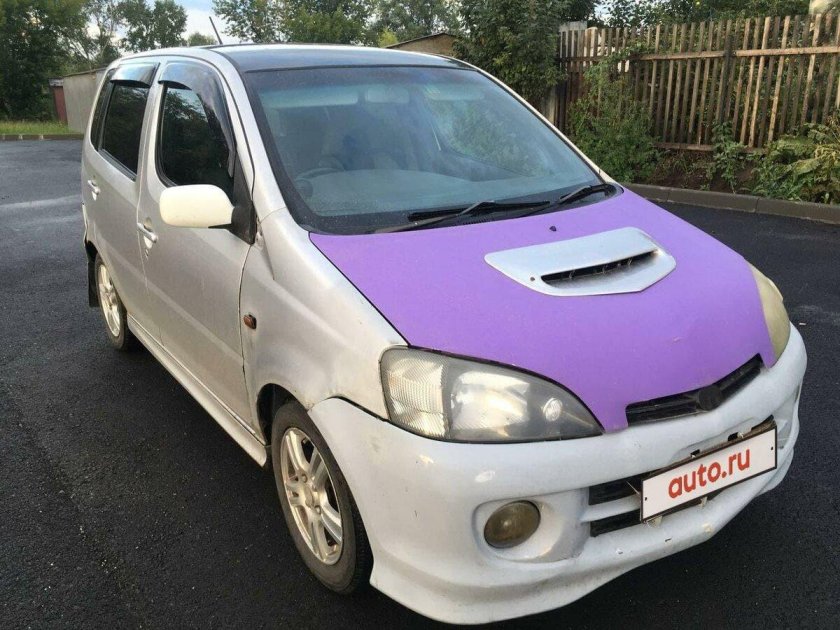 Дайхатсу 2000г