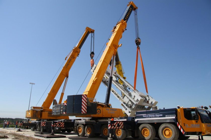 Грузоподъёмный кран машина