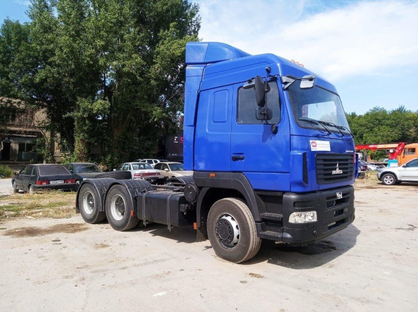 Седельный тягач МАЗ‑643028