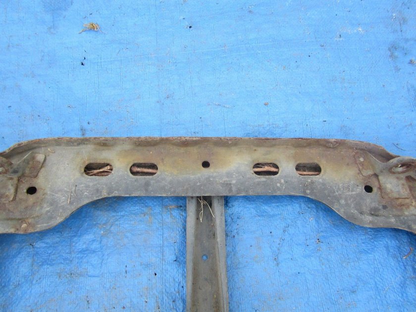 Isuzu Rodeo подножки