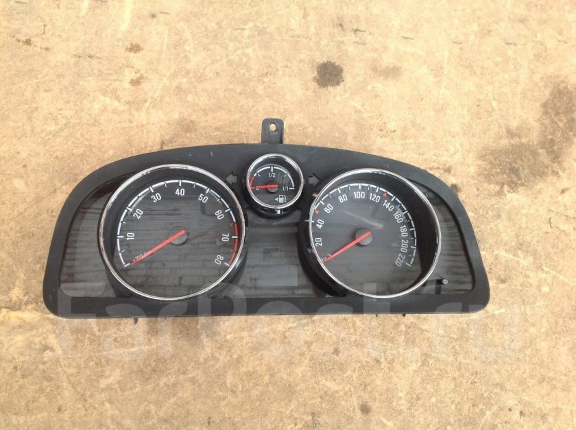 Опель Антара приборная панель