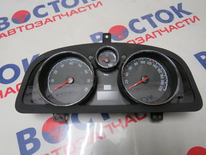 Опель Антара приборная панель