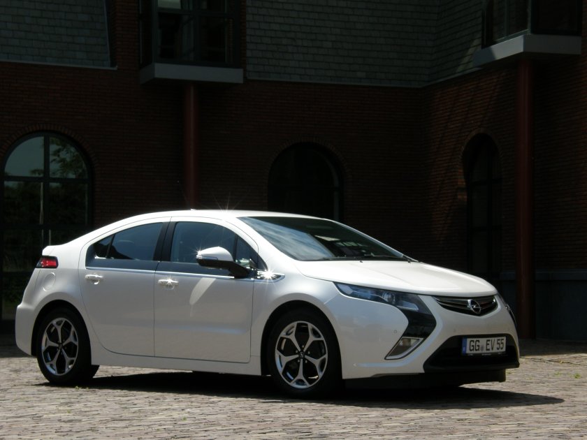 Опель Ампера 2013