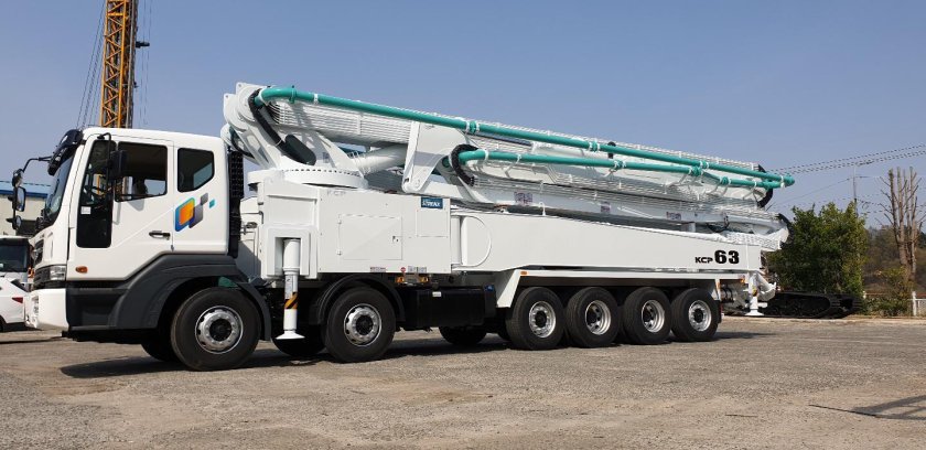 Автобетононасос KCP 48