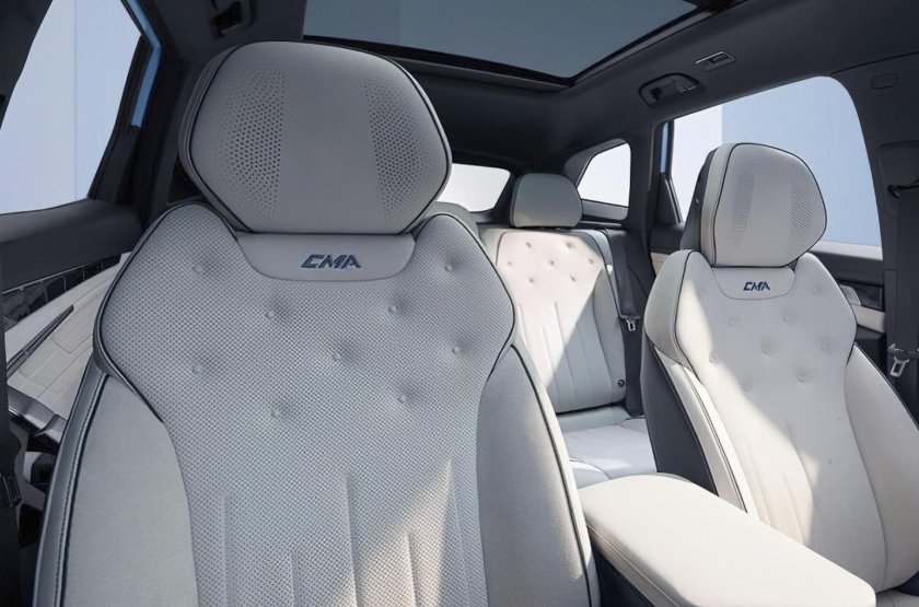 Geely Atlas Pro 2023 салон