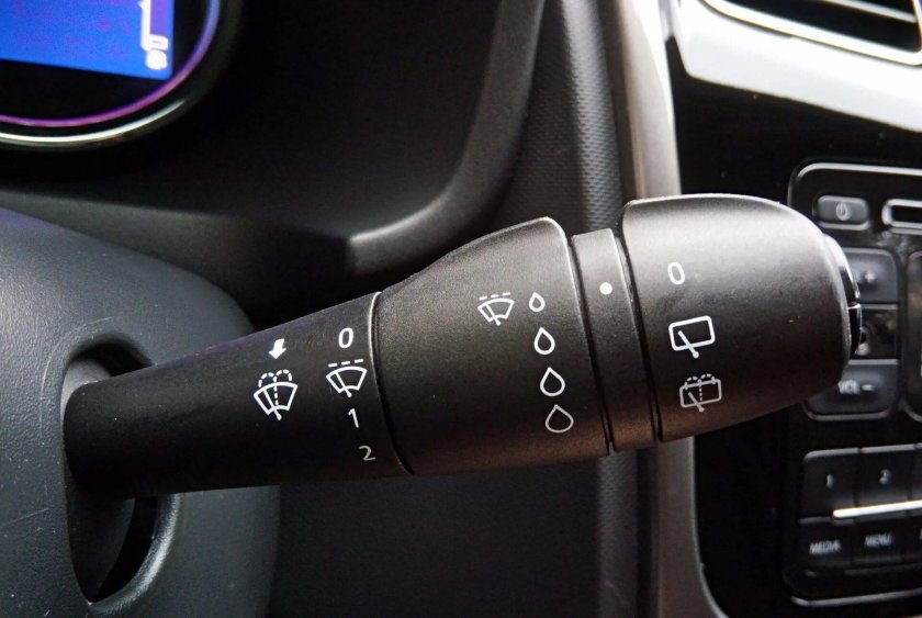 Переключатель стеклоочистителя Сандеро 2