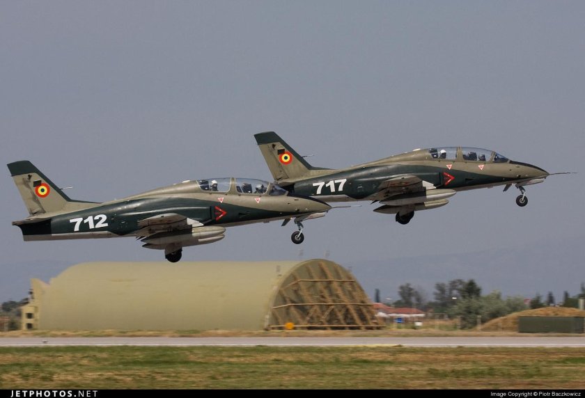 Iar 99 самолет