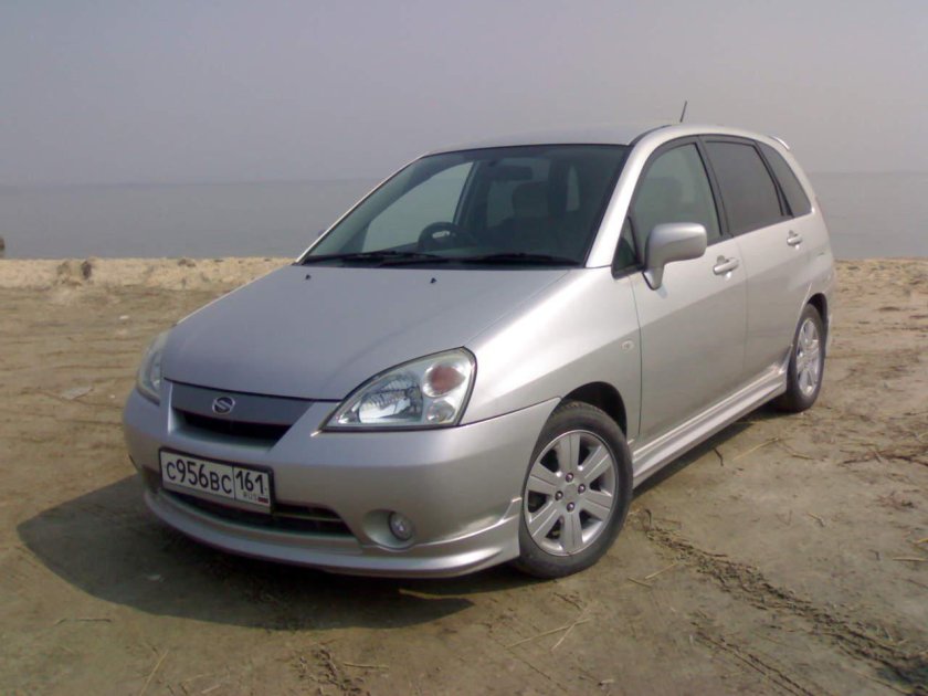 Suzuki Aerio 2002