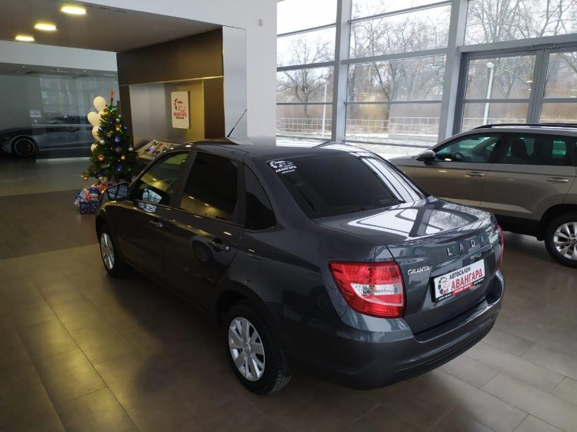 Лада Гранта седан Борнео