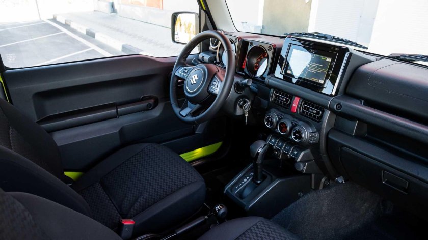 Suzuki Jimny 2022 салон