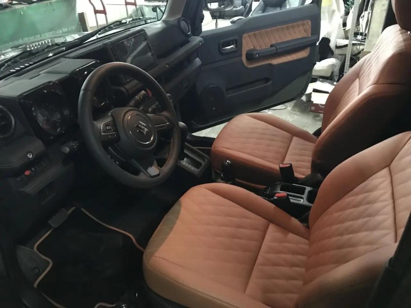 Suzuki Jimny тюнинг салона