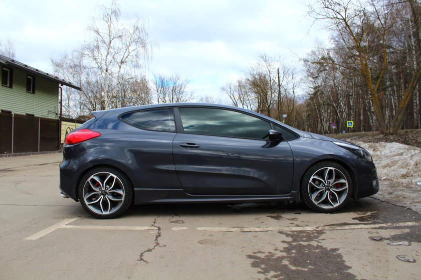 Киа СИД на дисках р 18