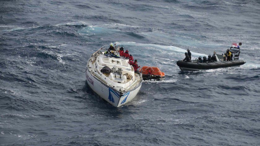 Дрейфующем судне