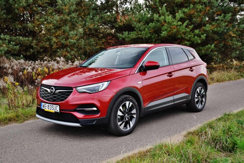 Opel Grandland x ￼ ￼1 ￼