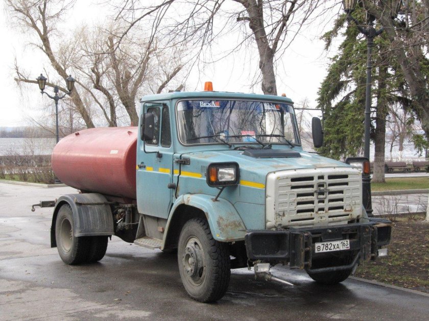 Седельный тягач ЗИЛ 433362