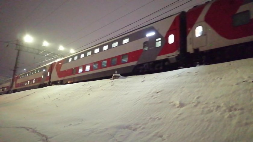 Поезд Кавказ фирменный двухэтажный