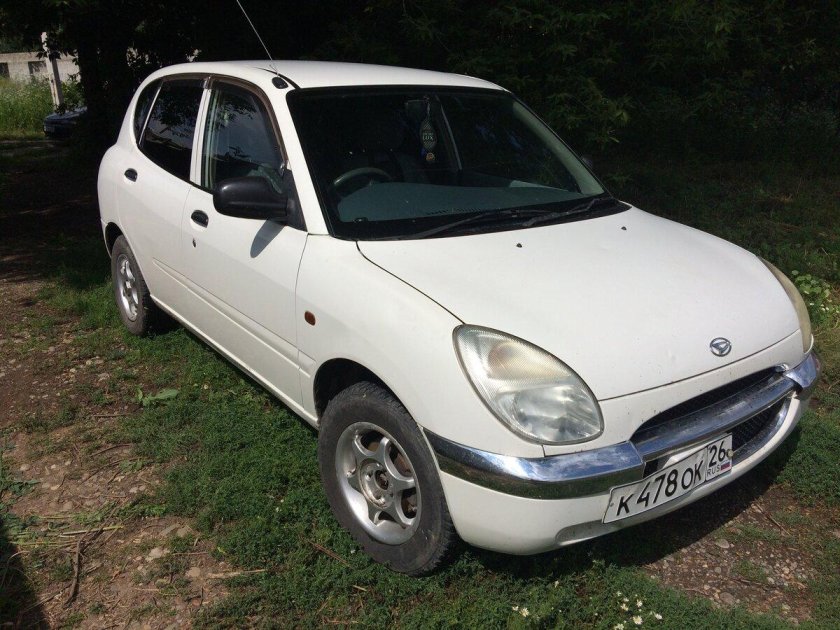 Toyota Duet 2001