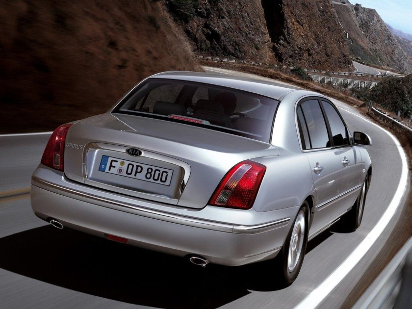 Kia Opirus 2003