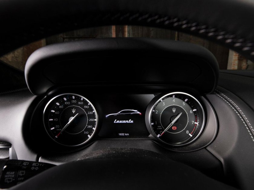 Maserati Levante gt Hybrid