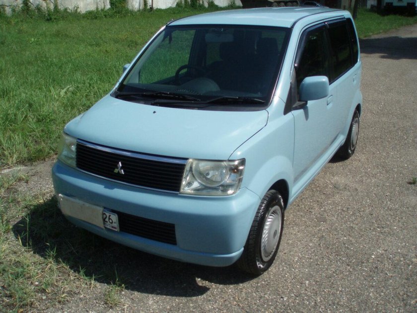 Митсубиси ЕК вагон 2017