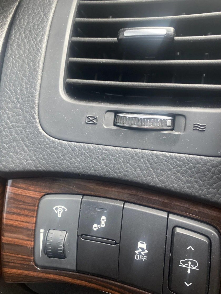 Кнопка обогрева заднего окна Kia Mohave 2014