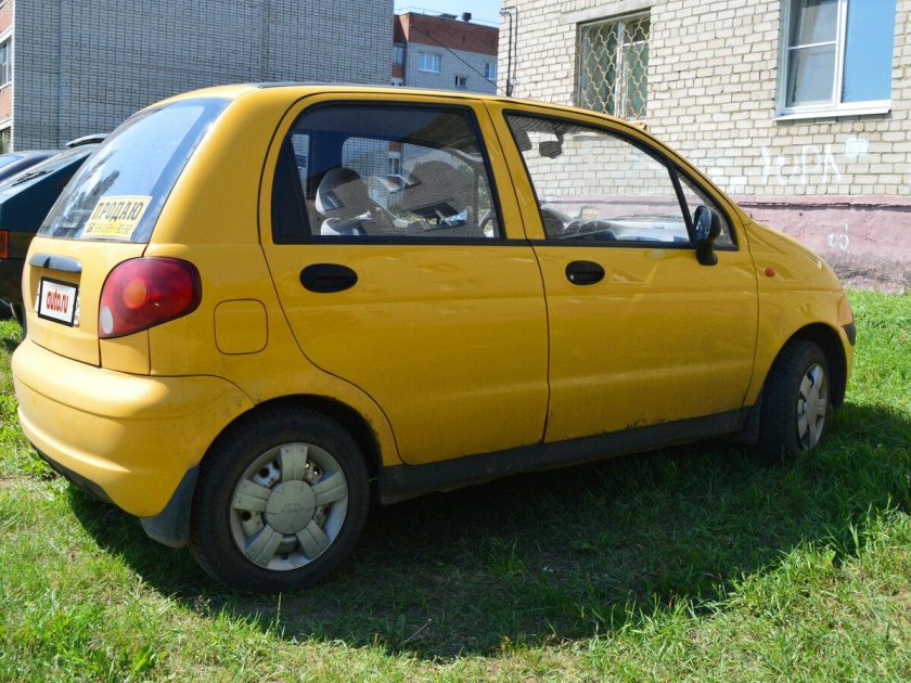 Daewoo Matiz желтый