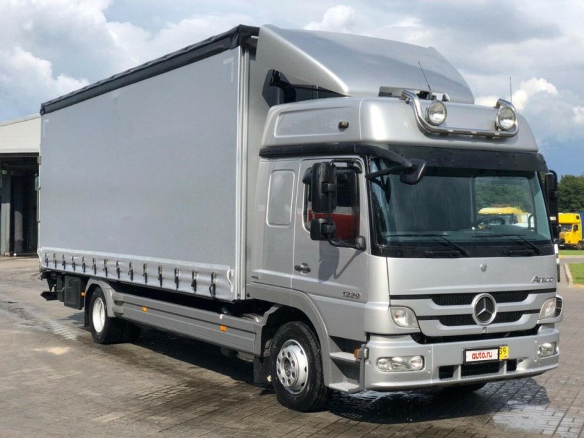 Мерседес-Бенц Атего грузовой