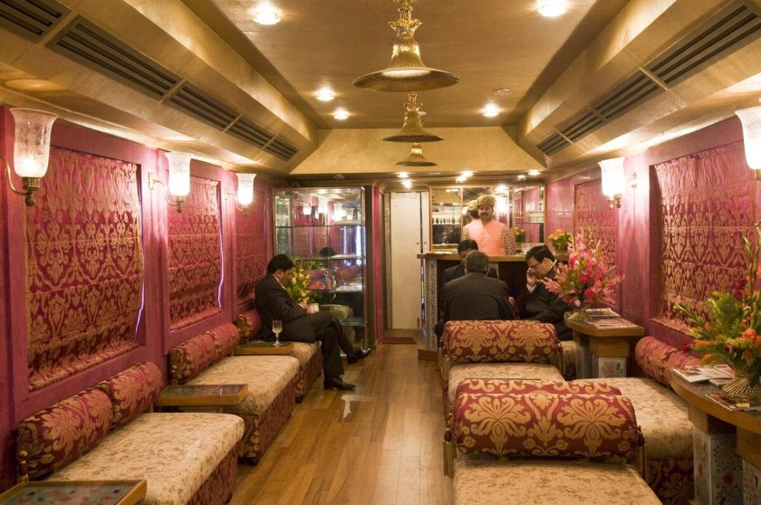 Royal Rajasthan on Wheels поезд