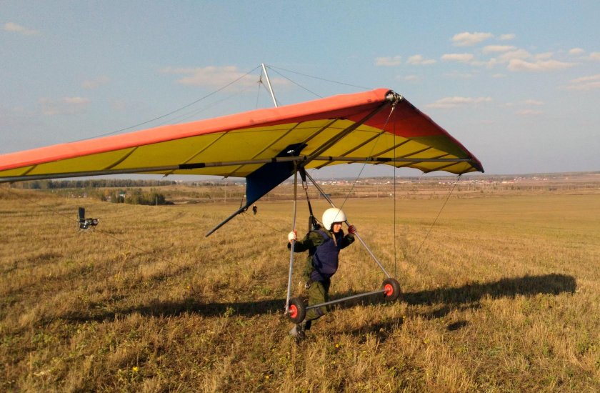 Трёхмоторный дельтаплан