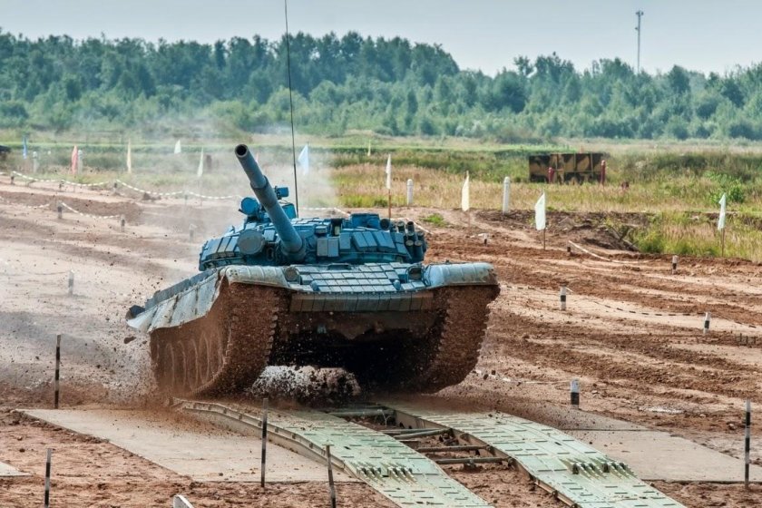 Танковый биатлон колейный мост