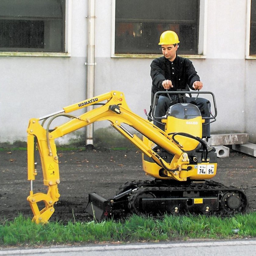 Komatsu PC 09-1