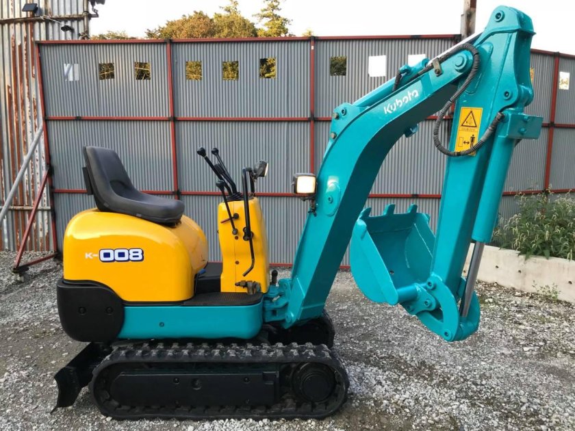 Экскаватор Kubota k-022