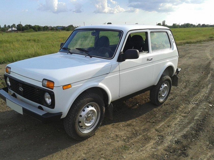 Нива 2121 Нива белая