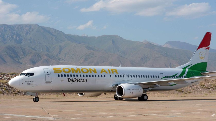 Самолет Таджикистан сомон Эйр