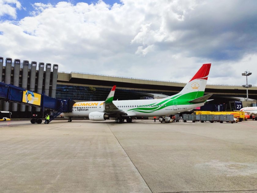 Боинг 737 900 сомон Эйр