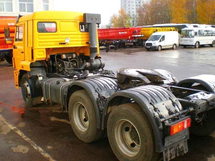 КАМАЗ 65116 тягач
