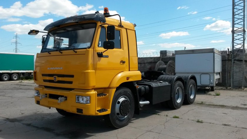 КАМАЗ 65116 тягач