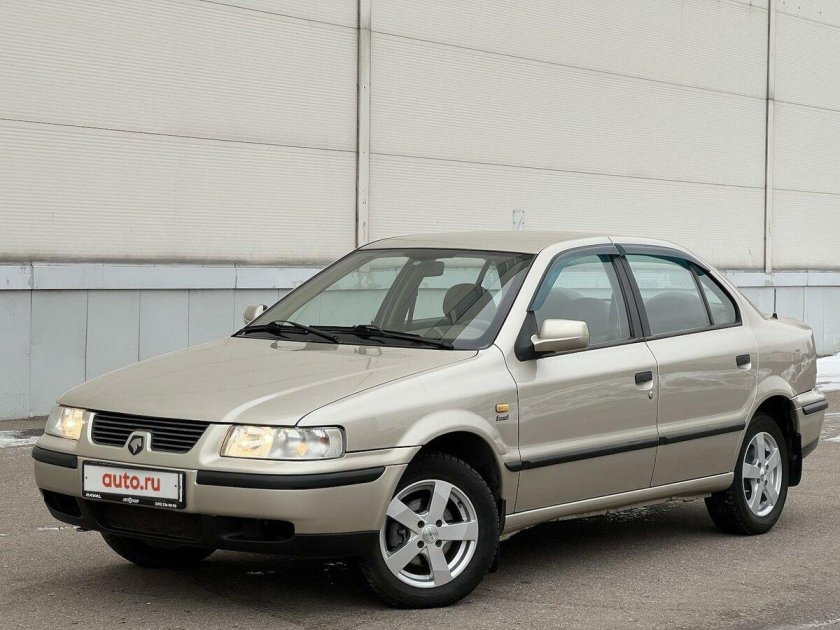 Iran Khodro Saman машина